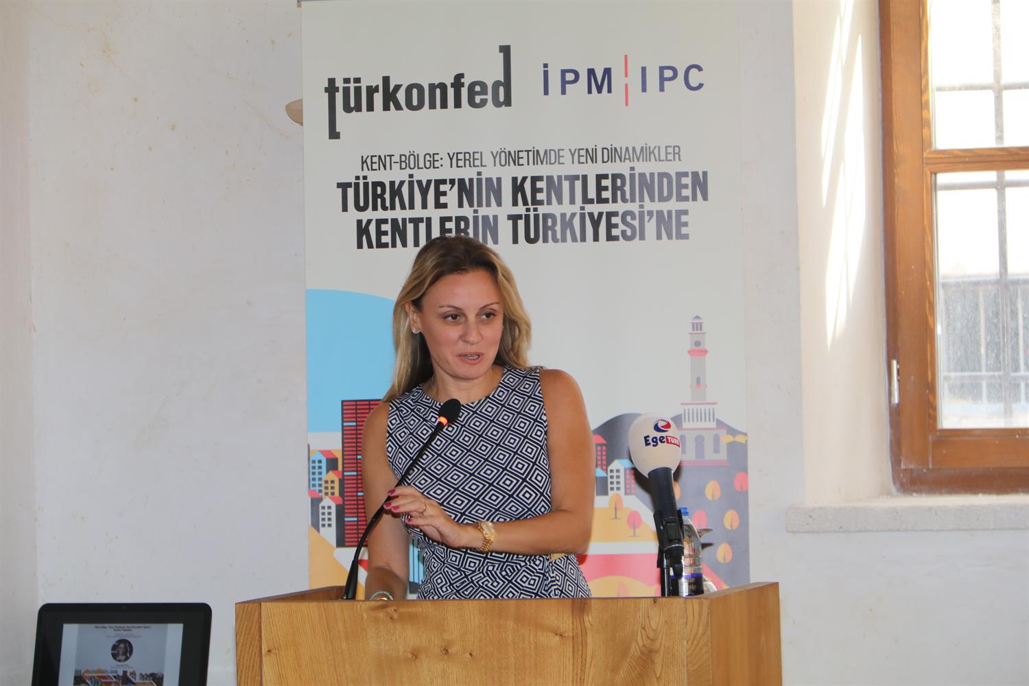 Kent-Bölge: Yönetimde Yeni Dinamikler Rapor Toplantısı / 4 Eylül 2019 - İzmir - 11