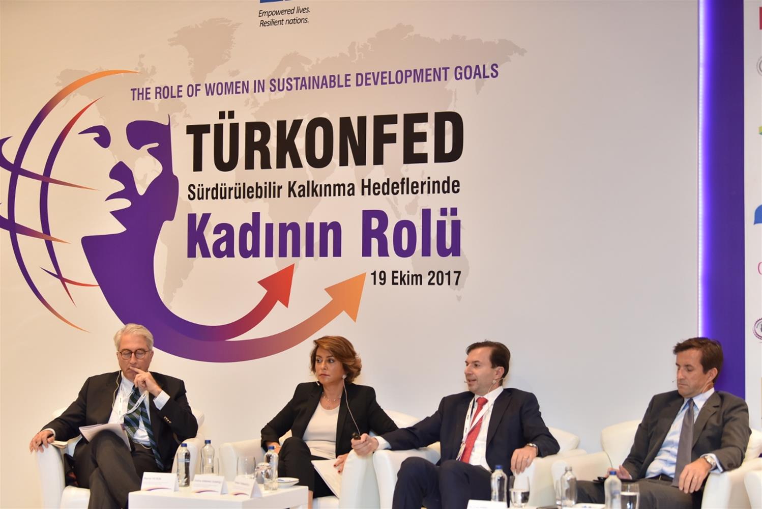 'Sürdürülebilir Kalkınma Hedeflerinde Kadının Rolü Zirvesi' - 19 Ekim 2017 İstanbul - 19