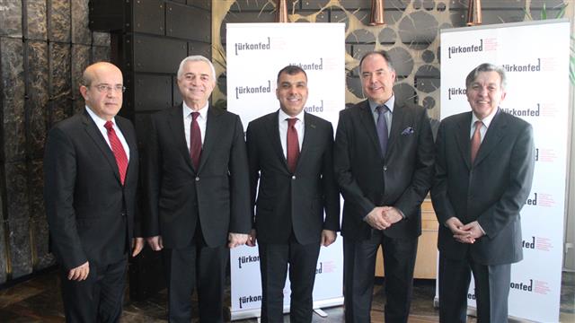 TÜRKONFED Başkanı Kadooğlu: “Gelişmiş Bir Ekonomi İçin Gelişmiş Bir Demokrasi Şart!”